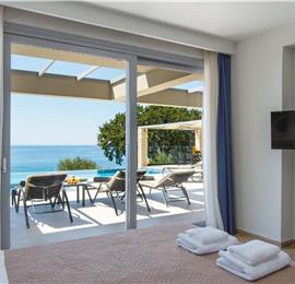 3 bedroom villa with pool & sea views, Agios Mathaios, sleeps 6